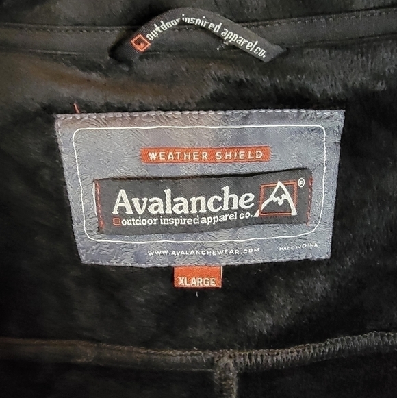 Avalanche Weather Sheild Size XL Jacket NWOT - Picture 3 of 9